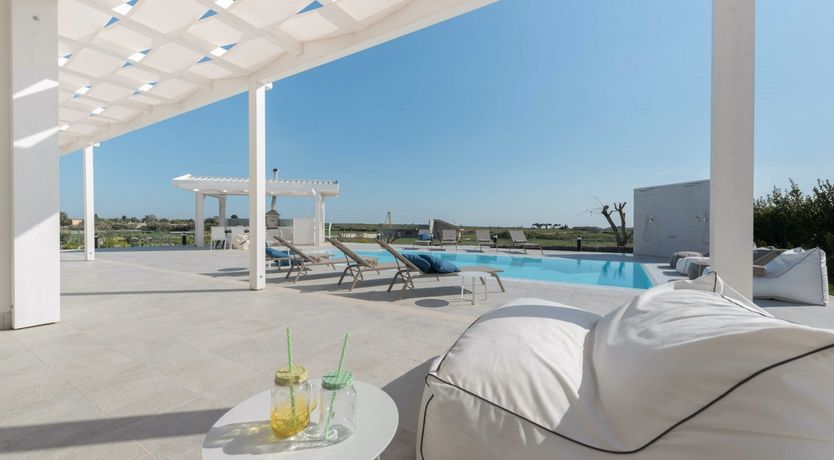 Photo of Baroque's Neighbour