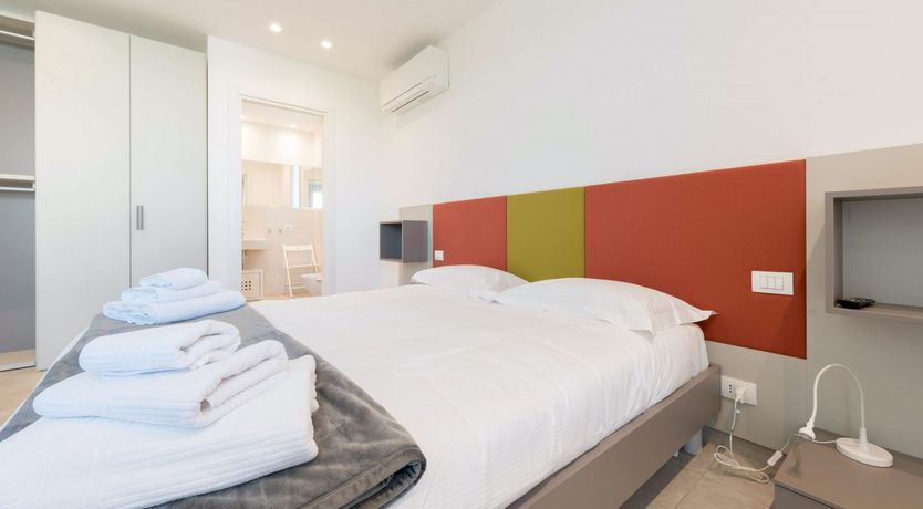 Photo of Baroque's Neighbour