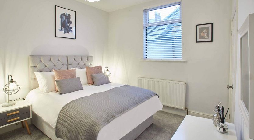 Photo of Shrinking Violet