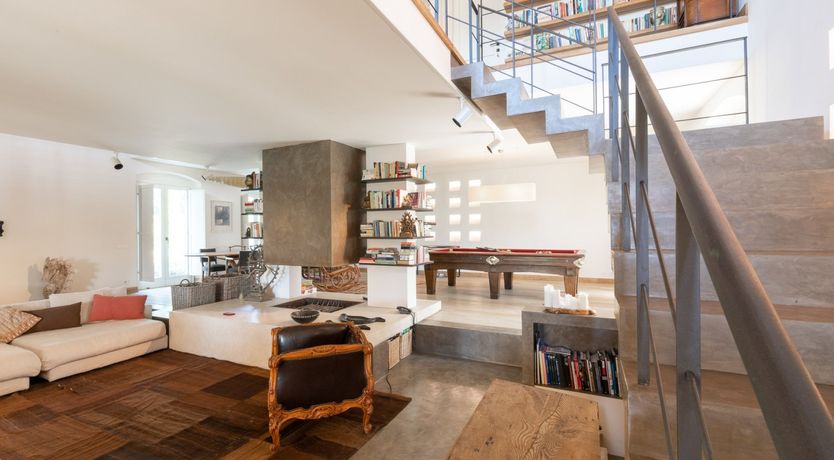 Photo of Pool Of Honey