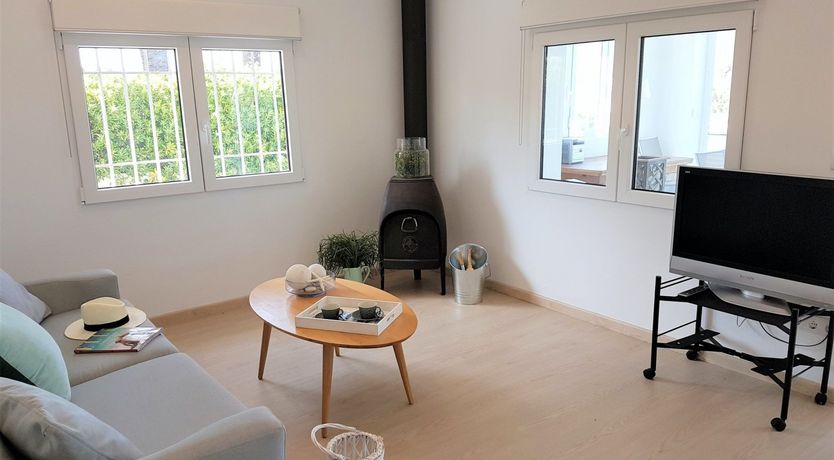 Photo of Tiles, Turquoise & Tunes