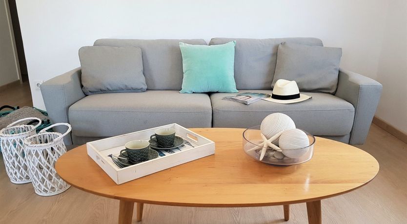 Photo of Tiles, Turquoise & Tunes