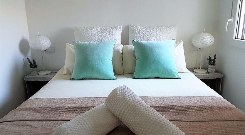 Photo of Tiles, Turquoise & Tunes