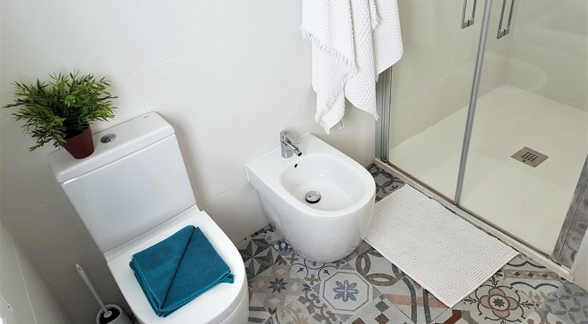 Photo of Tiles, Turquoise & Tunes