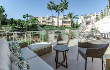 Marbella Set Apartment