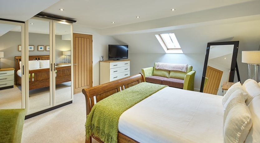 Photo of Wisteria Lane