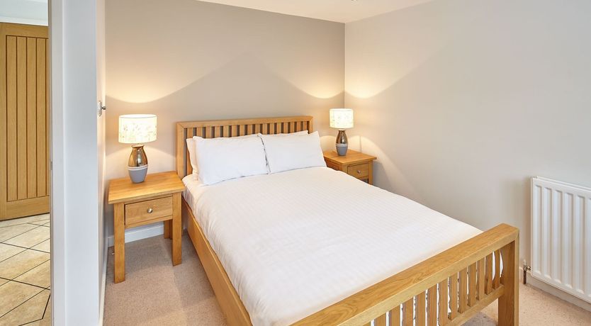 Photo of Wisteria Lane