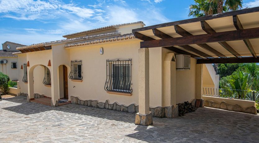 Photo of Sparkling Sangria