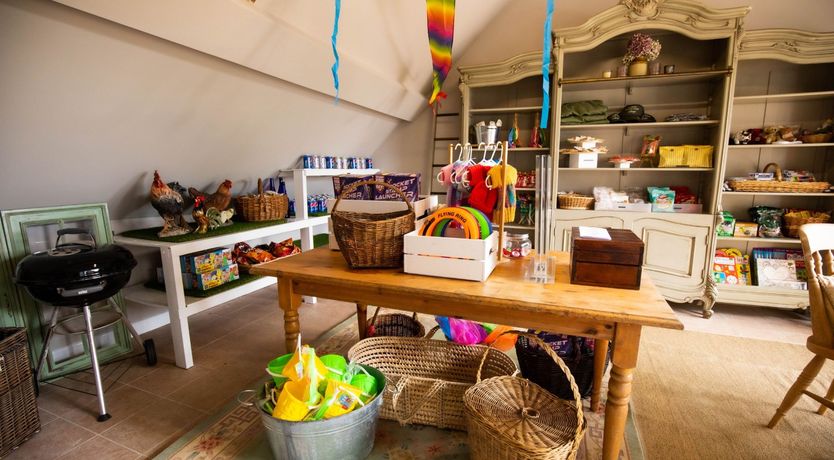 Photo of Eight Maids a Milking