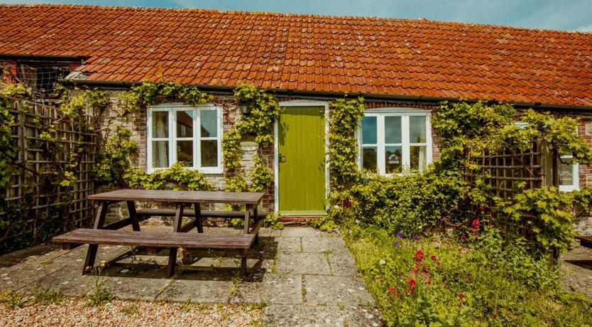 Photo of Eight Maids a Milking