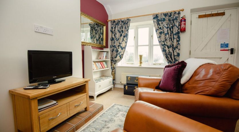 Photo of Eight Maids a Milking