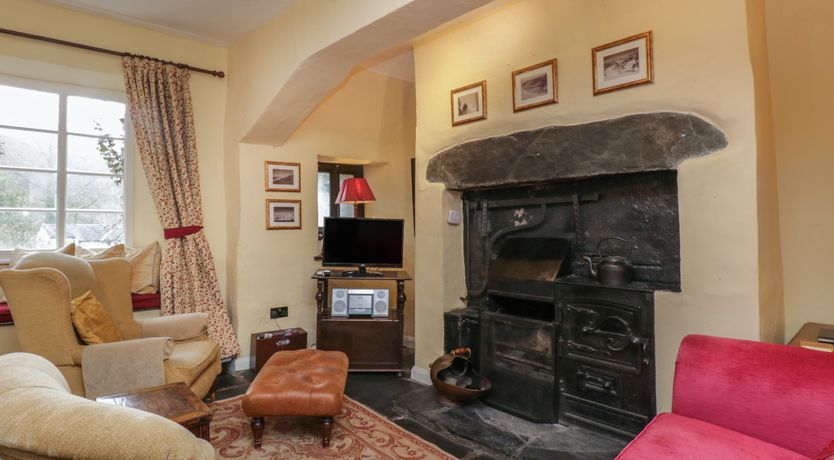 Photo of Old Oak Cottage