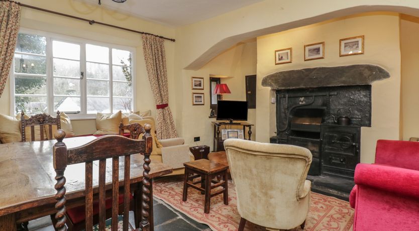 Photo of Old Oak Cottage