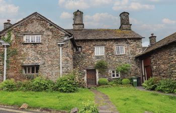 Old Oak Cottage Holiday Cottage