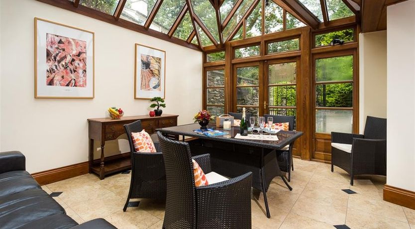 Photo of Silver Howe