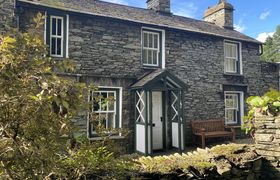 Dove Holme Cottage Holiday Cottage