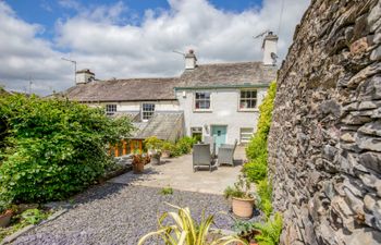 Highfold Holiday Cottage