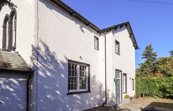 Wykefield Holiday Cottage