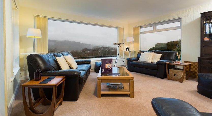 Photo of Primrose Mount