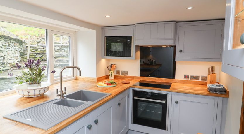 Photo of Weir Cottage