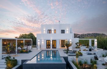 Lyrical Symphony Villa