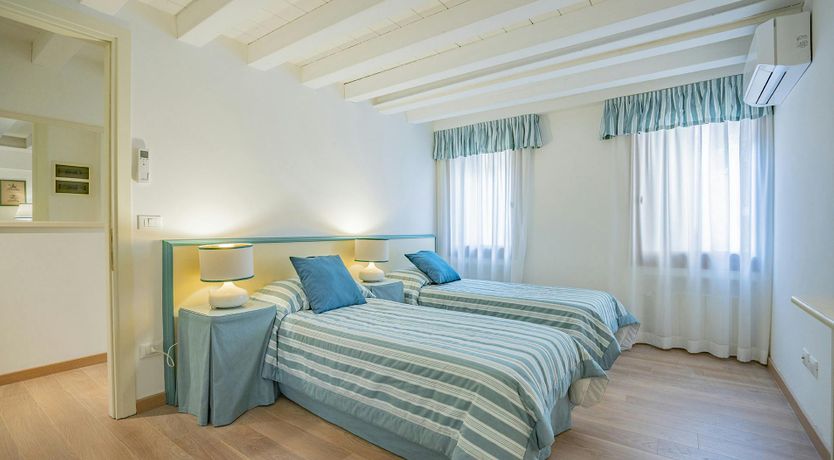 Photo of Venetian Flowers