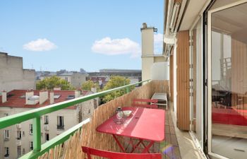The Parisian Stroll Apartment