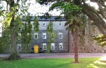 Killiane Castle Courtyard Appartments Apartment