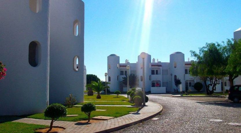 Photo of Sunny Algarve Apartment Portug