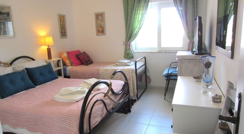 Photo of Sunny Algarve Apartment Portug