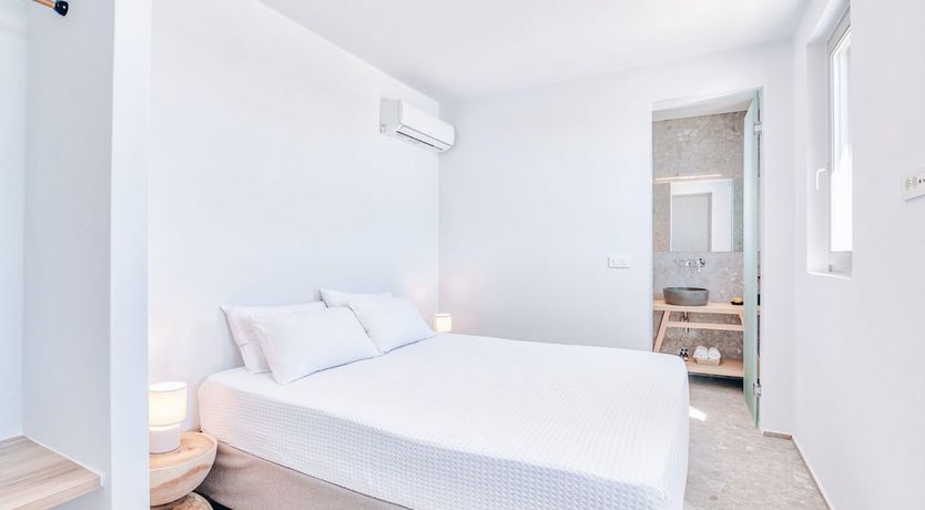 Photo of The Grecian Grove