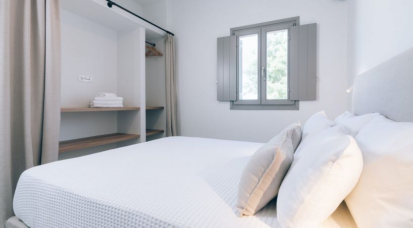 Photo of The Grecian Grove