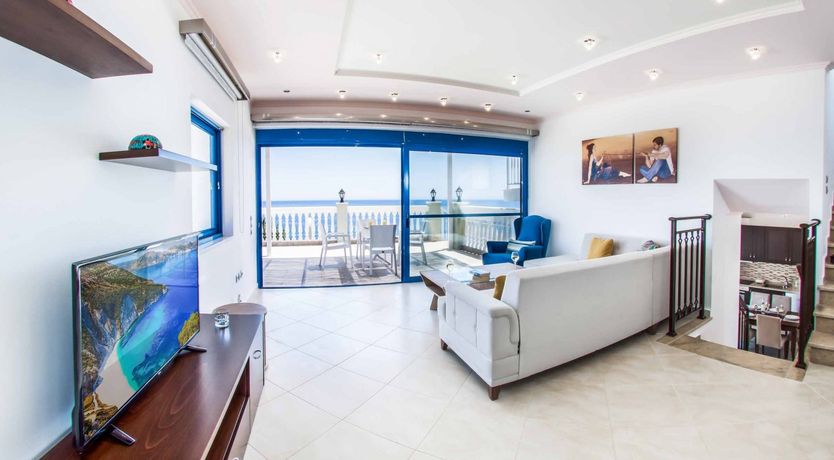 Photo of The Blue Diadem