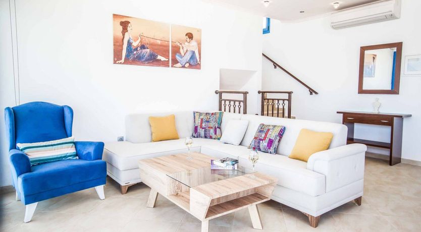 Photo of The Blue Diadem