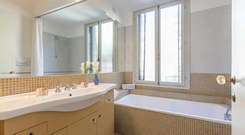 Photo of That's Venetian Life