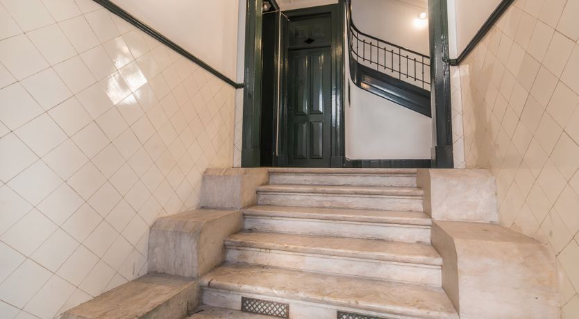 Photo of Velvet Glaze