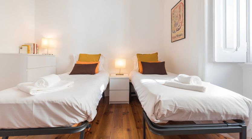 Photo of Velvet Glaze