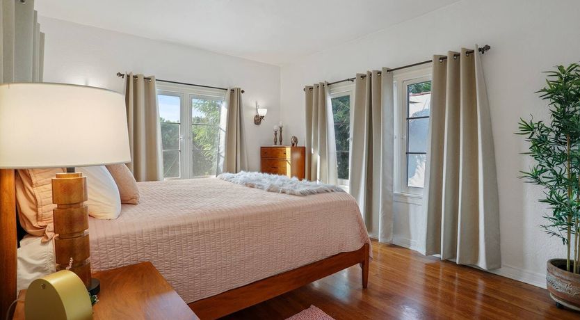 Photo of Vintage Grandeur