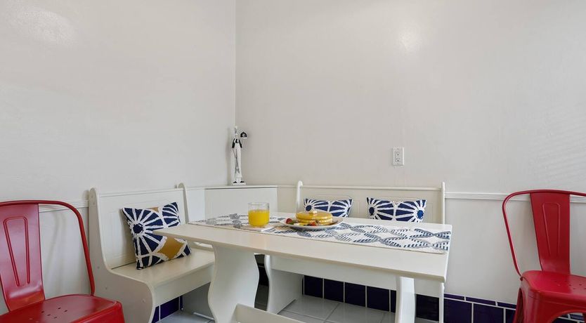 Photo of Vintage Grandeur