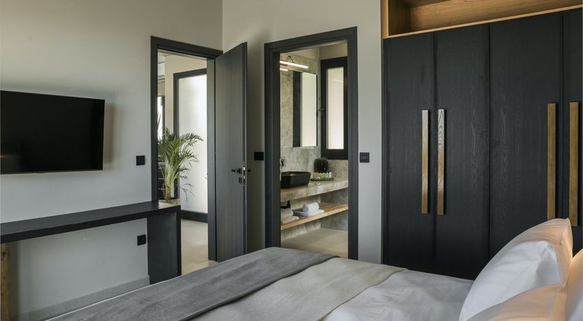 Photo of Grecian Sun