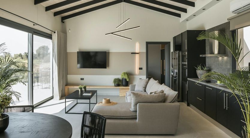 Photo of Grecian Sun