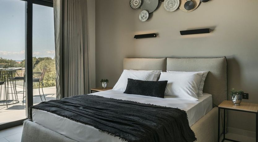 Photo of Grecian Sun