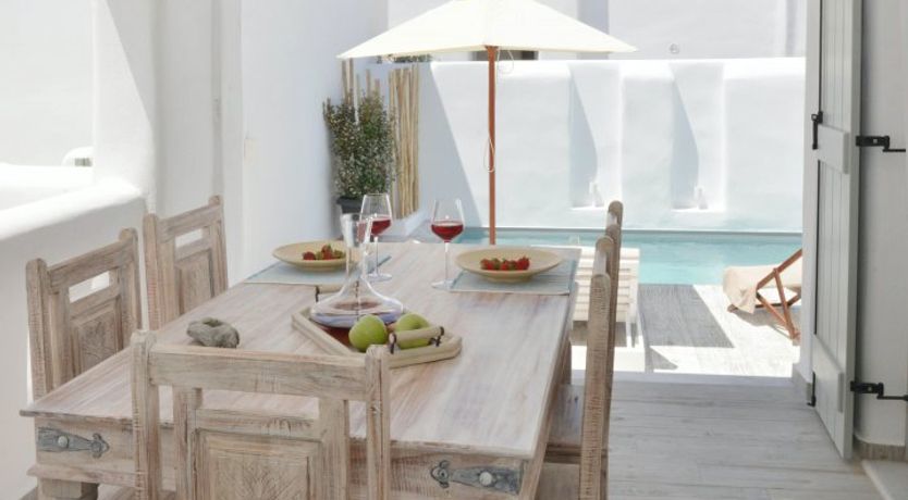 Photo of Grey & Coral