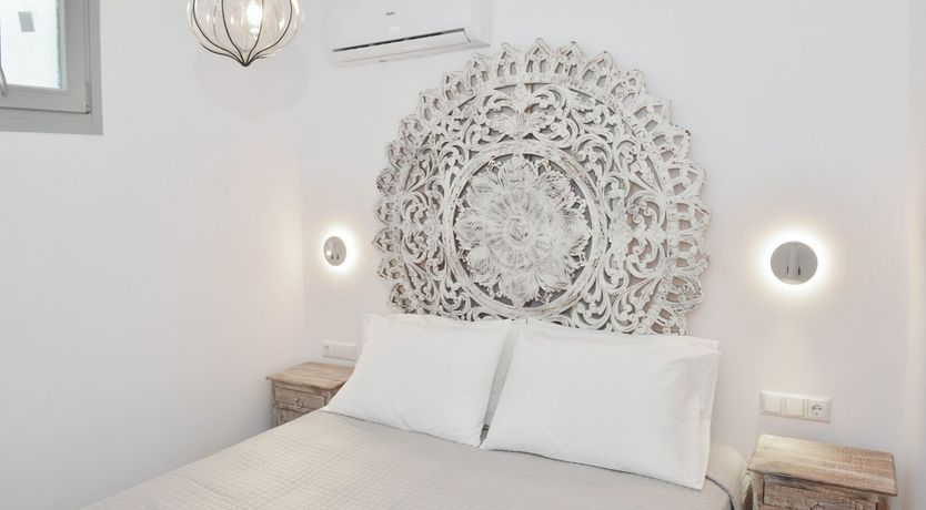 Photo of Grey & Coral