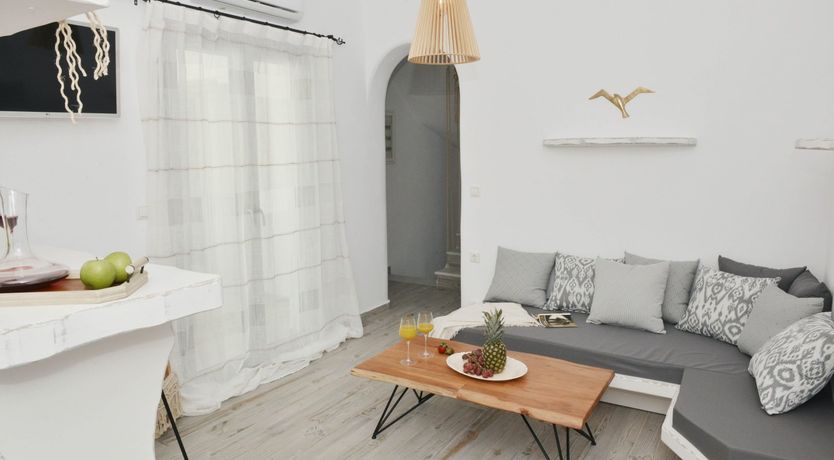 Photo of Grey & Coral