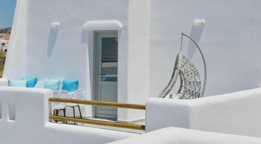 Photo of Grey & Coral