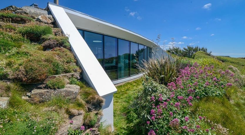 Photo of Clifftop Hideaway