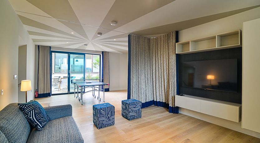 Photo of Clifftop Hideaway