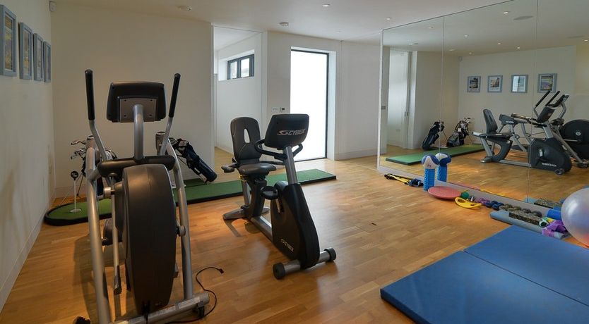 Photo of Clifftop Hideaway