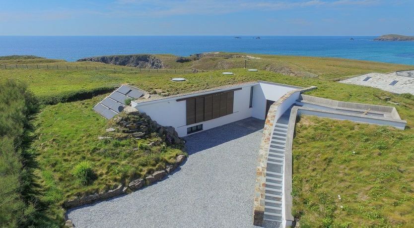 Photo of Clifftop Hideaway